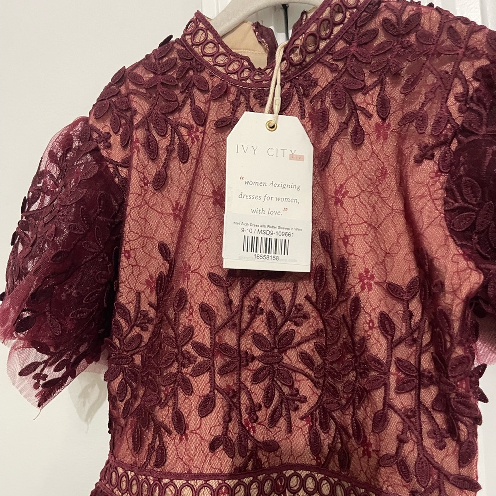 NWT Ivy city girls dress burgundy 9/10